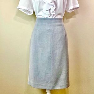 (0051) Tahari gray pencil skirt